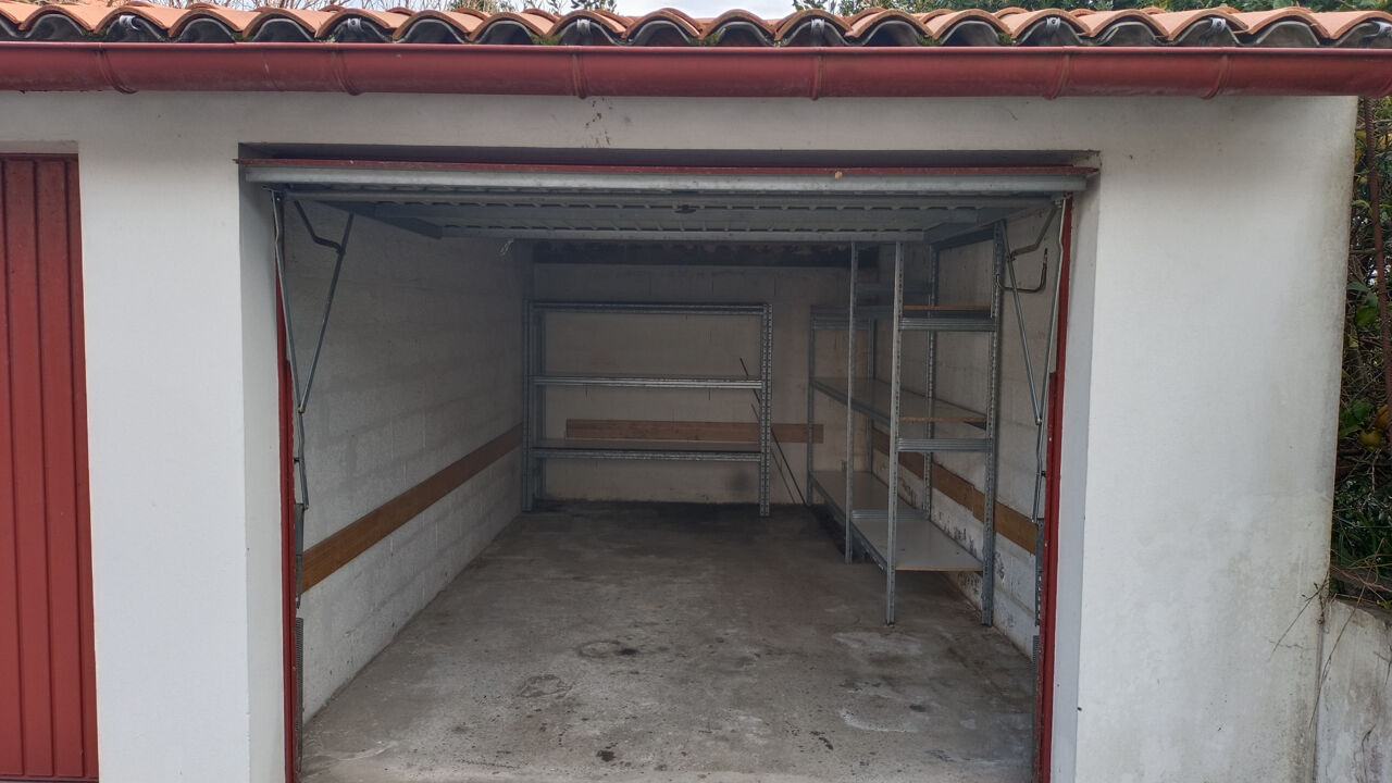 garage  pièces 15 m2 à vendre à Hendaye (64700)