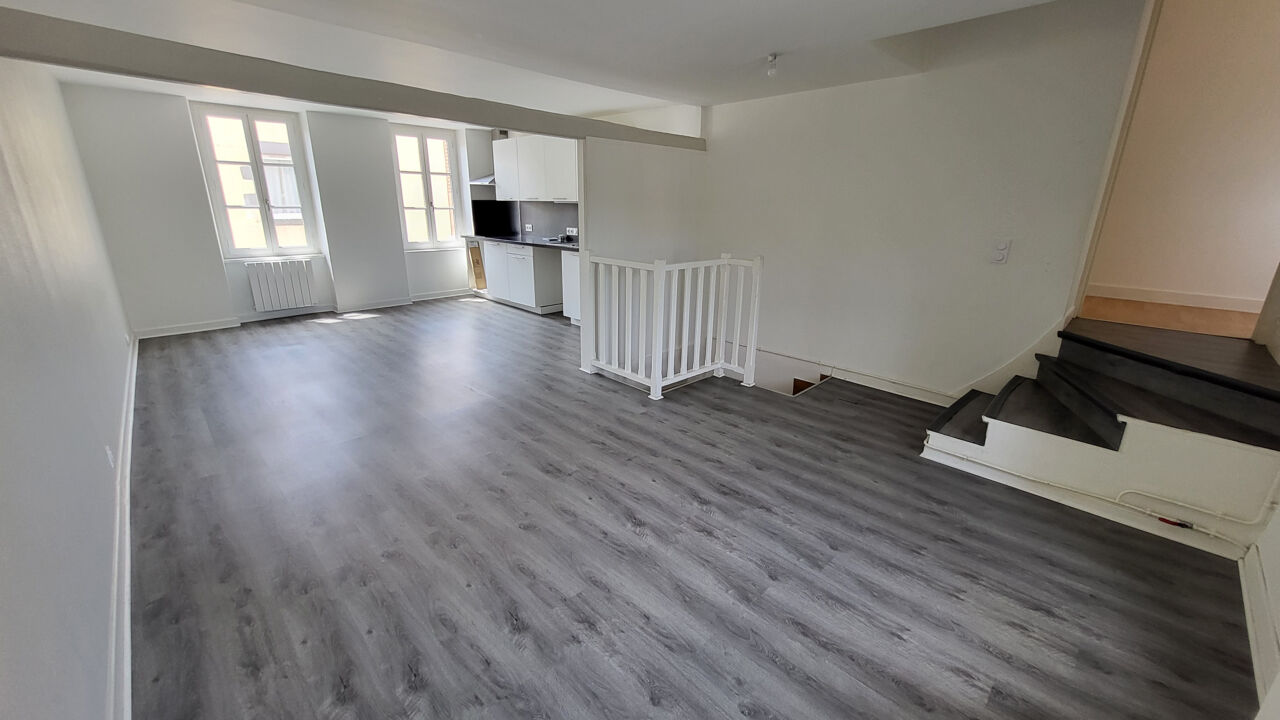 appartement 5 pièces 140 m2 à louer à Ennezat (63720)