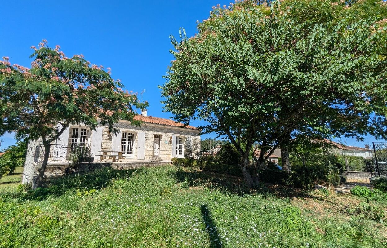 maison 4 pièces 150 m2 à vendre à Ars (16130)