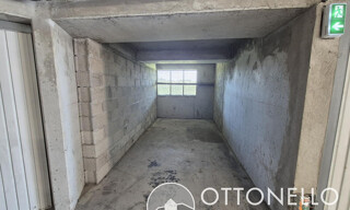 Garage   m² à vendre à Roquebrune-sur-Argens (83520)