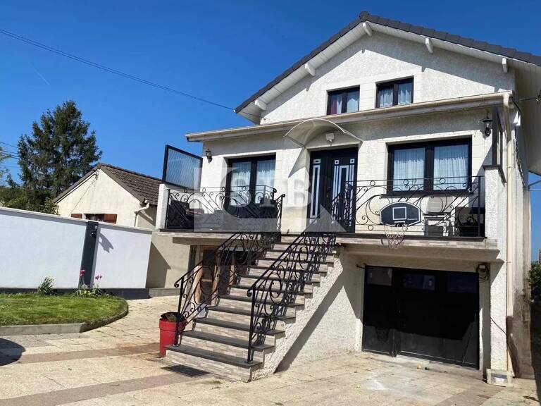 Maison 6 pièces — photo 1