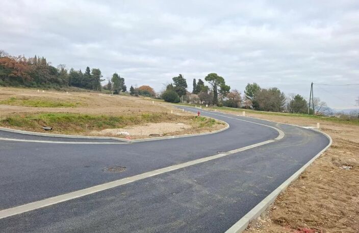 Terrain  viabilisé de 600m² — photo 2