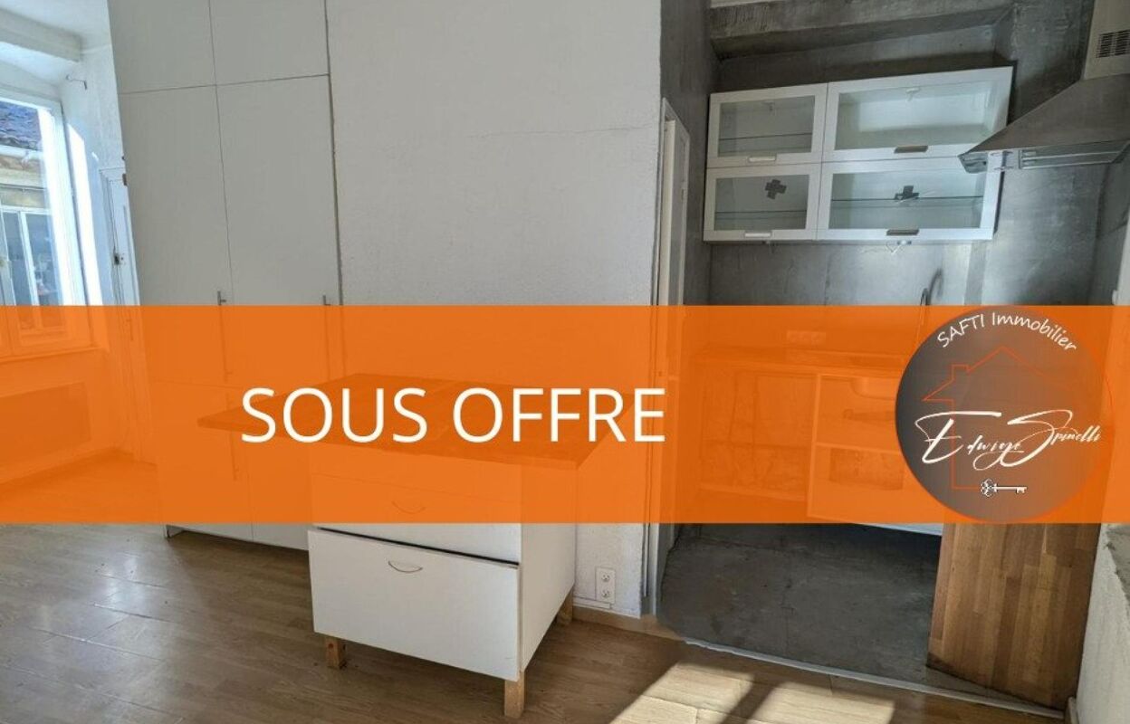 appartement 2 pièces 33 m2 à vendre à Nîmes (30000)