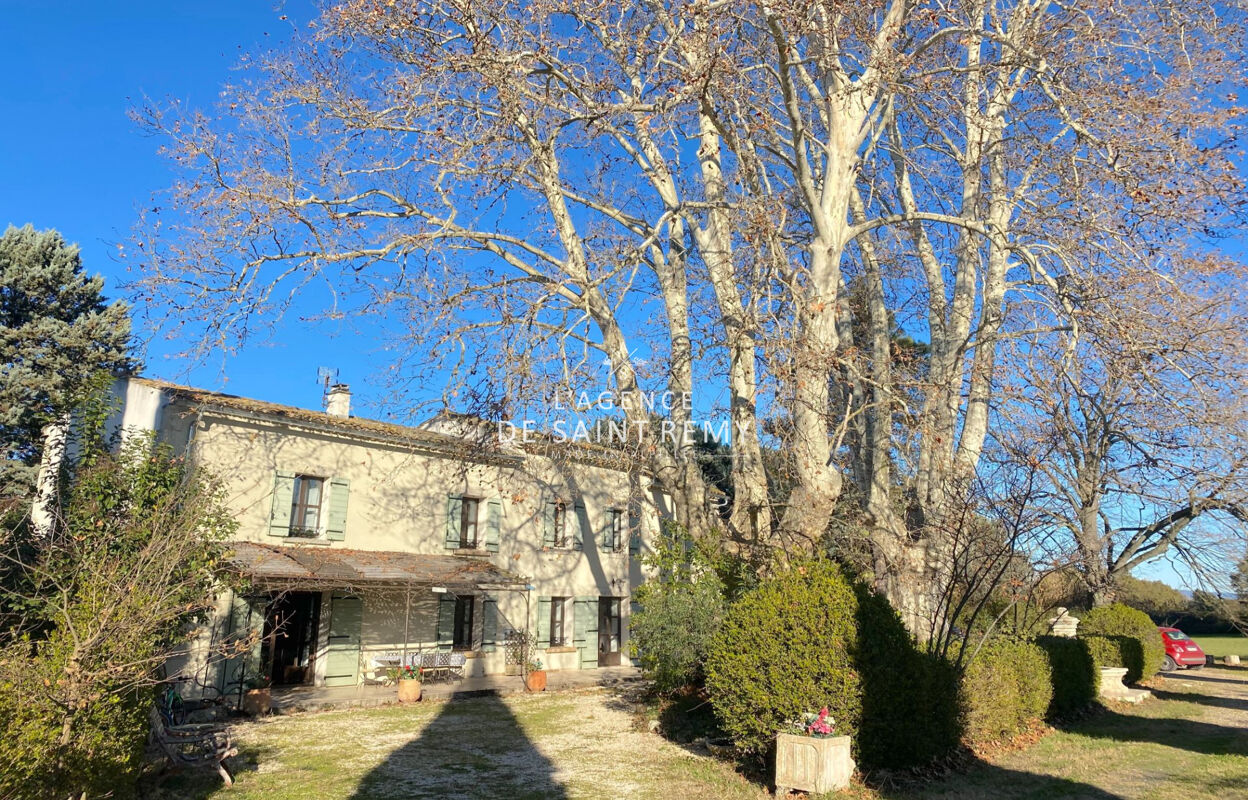 maison  pièces 250 m2 à vendre à Verquières (13670)