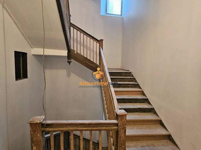 9 Appartements à Rénover dans une Ville Attractive des Hautes-Pyrénées — photo 1
