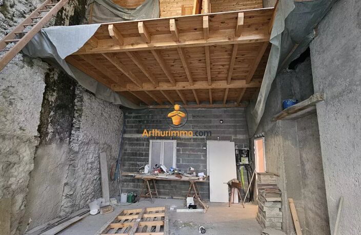 9 Appartements à Rénover dans une Ville Attractive des Hautes-Pyrénées — photo 3