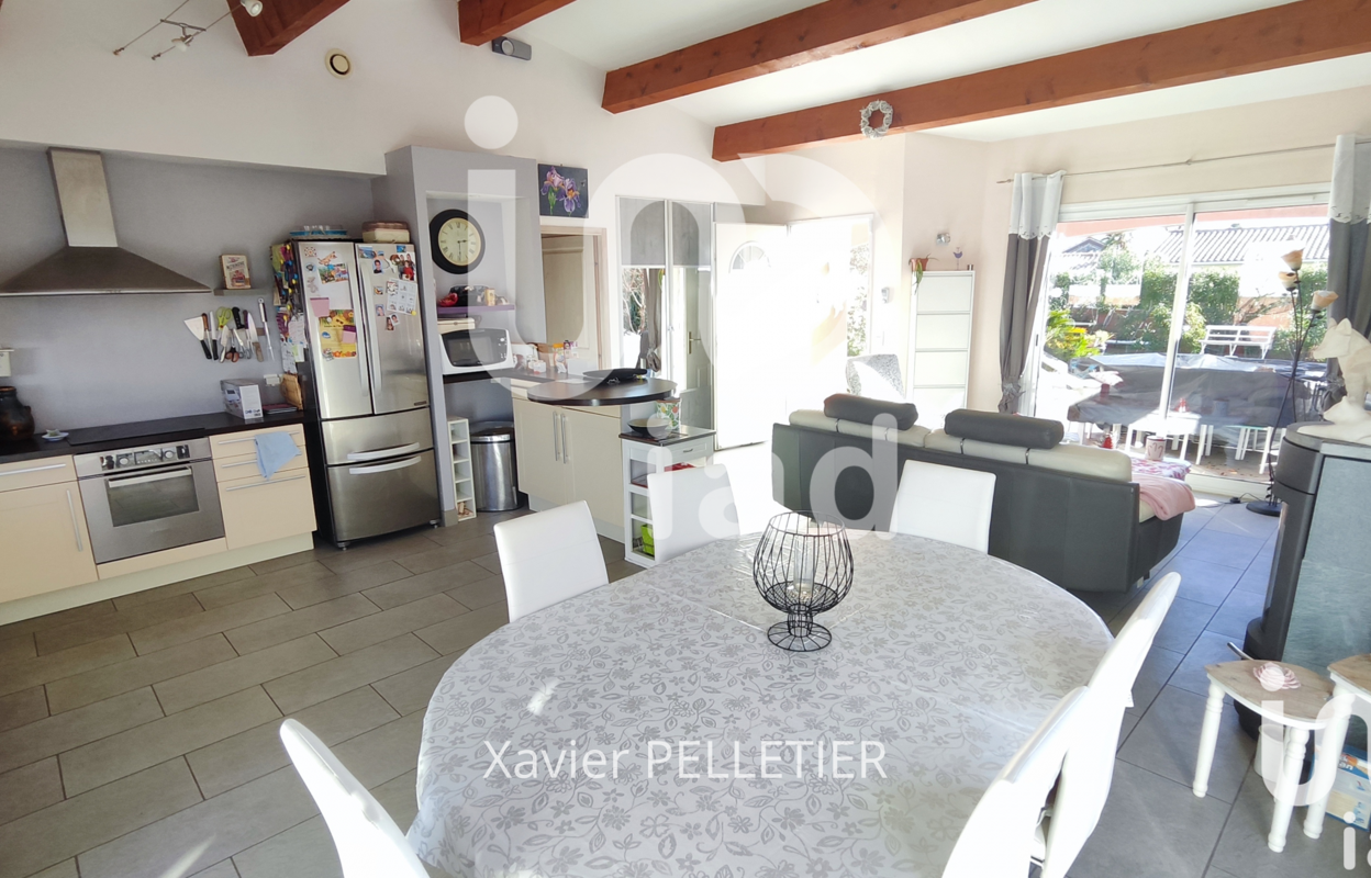 maison 5 pièces 107 m2 à vendre à Villeveyrac (34560)