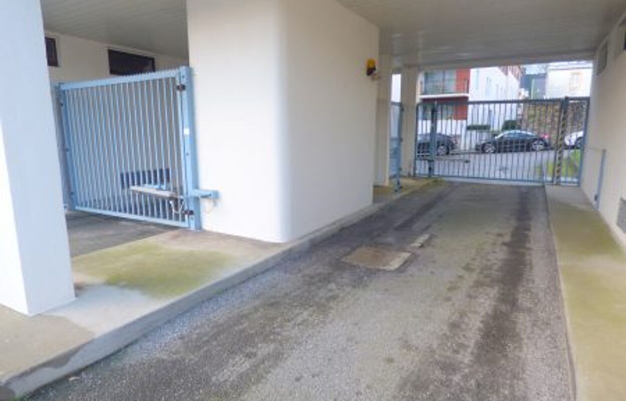 garage  pièces 16 m2 à vendre à Brest (29200)