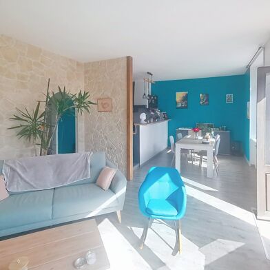 Appartement 4 pièces 160000 €