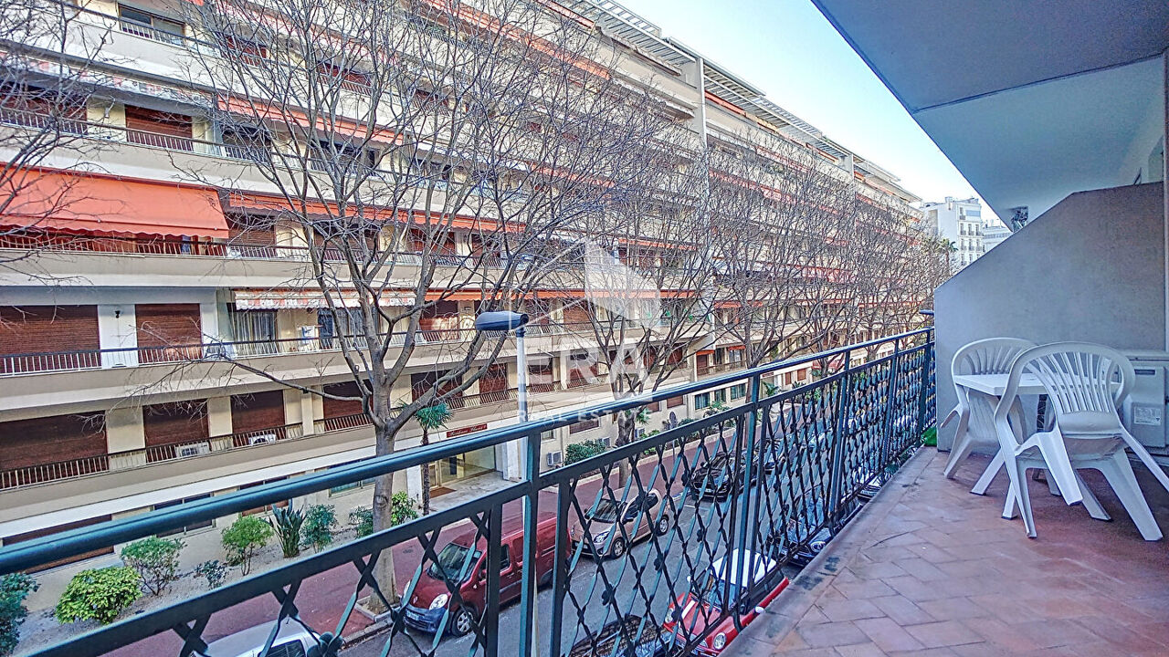 appartement 2 pièces 52 m2 à vendre à Cannes (06400)