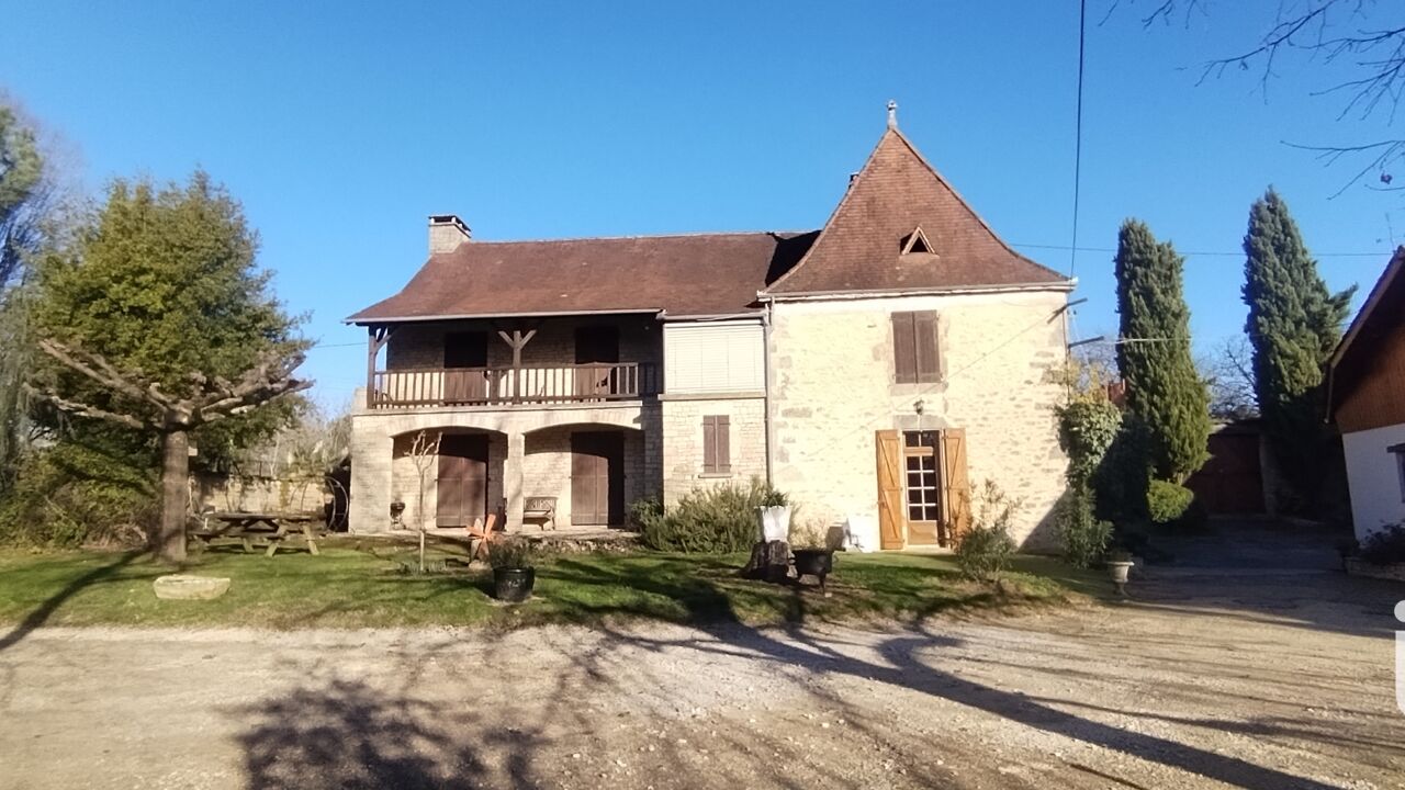 maison 7 pièces 210 m2 à vendre à Prats-du-Périgord (24550)