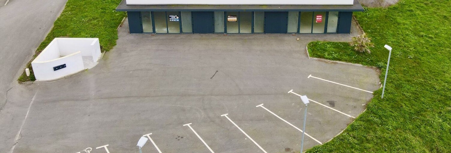 Commerce  100 m² à vendre à Uzel (22460)