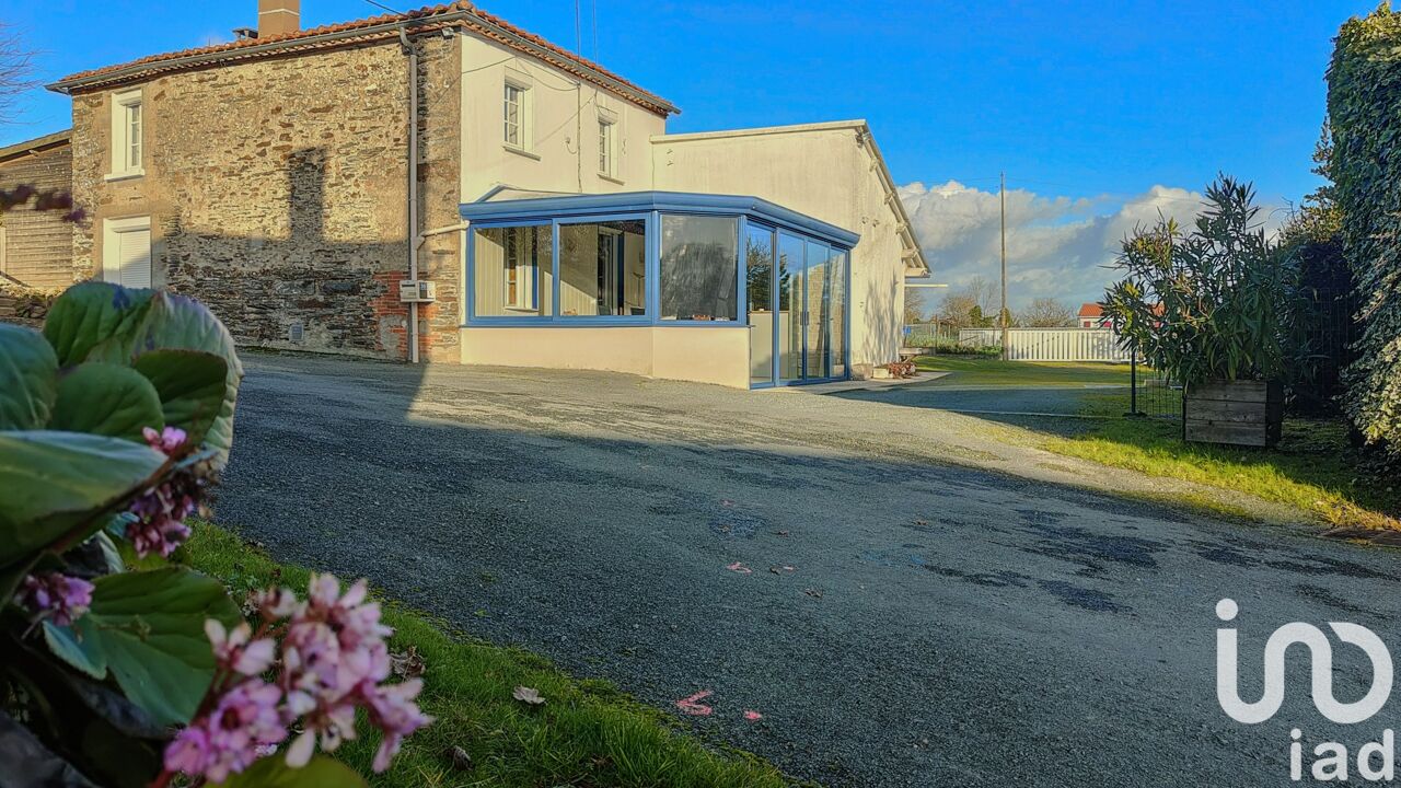 maison 4 pièces 117 m2 à vendre à Mouchamps (85640)