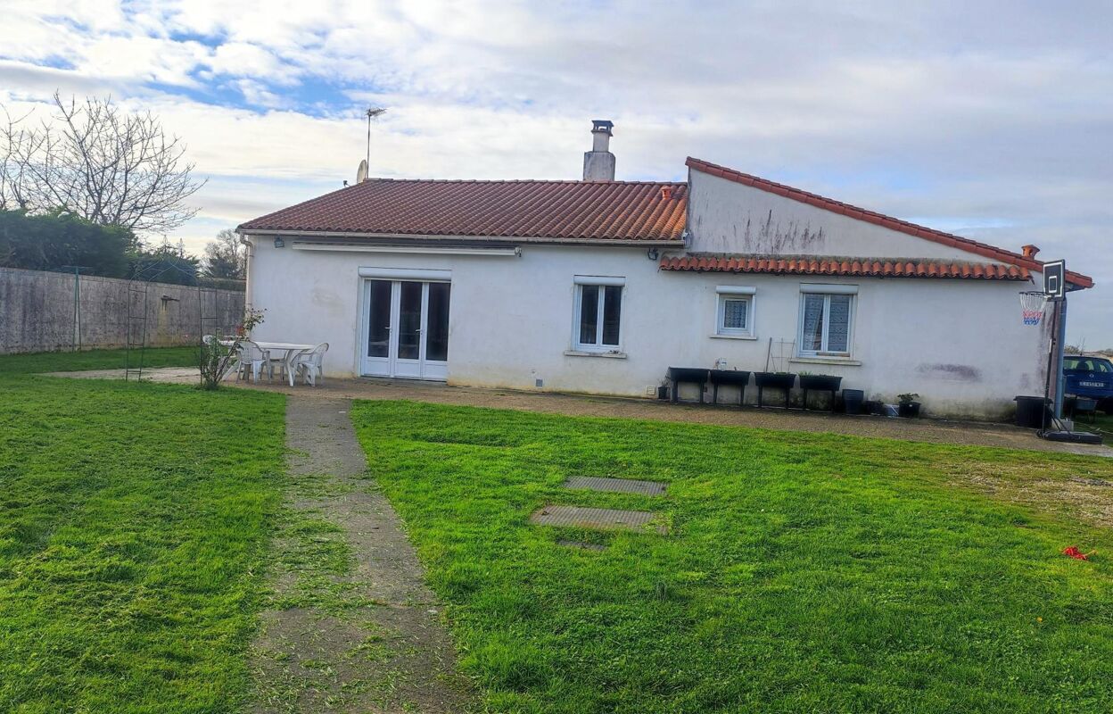 maison 5 pièces 125 m2 à vendre à Plassay (17250)