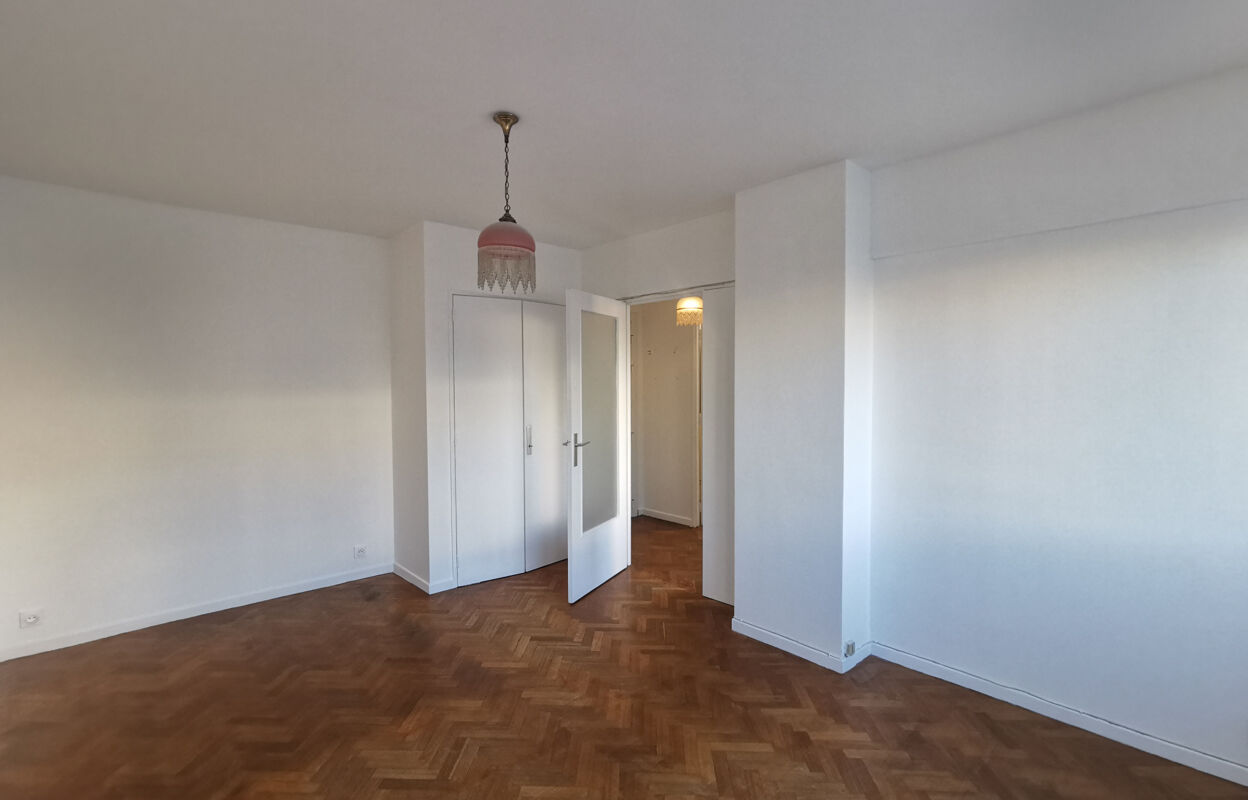 appartement 1 pièces 34 m2 à louer à Marseille 8 (13008)