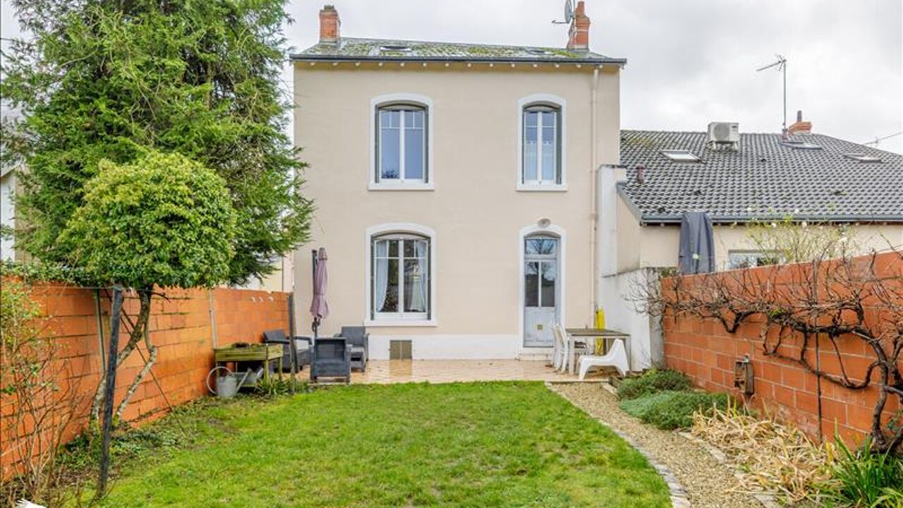 maison 5 pièces 124 m2 à vendre à Châteauroux (36000)