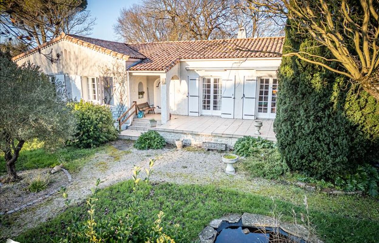 maison 10 pièces 182 m2 à vendre à Surgères (17700)