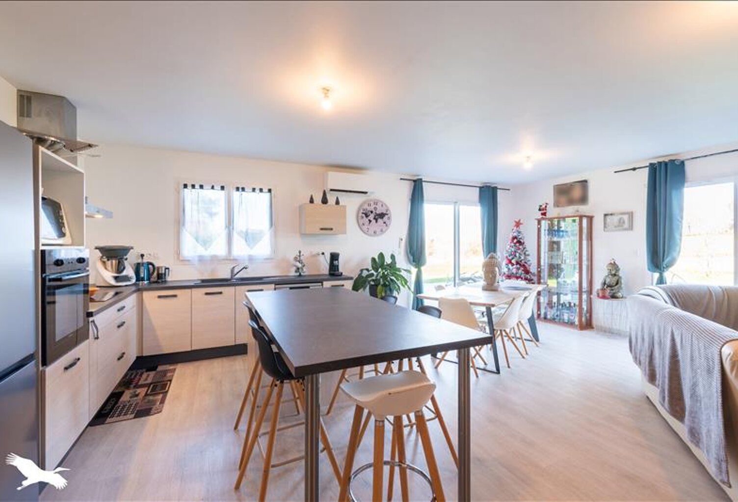 Contemporaine de 5 pièces principales — photo 1