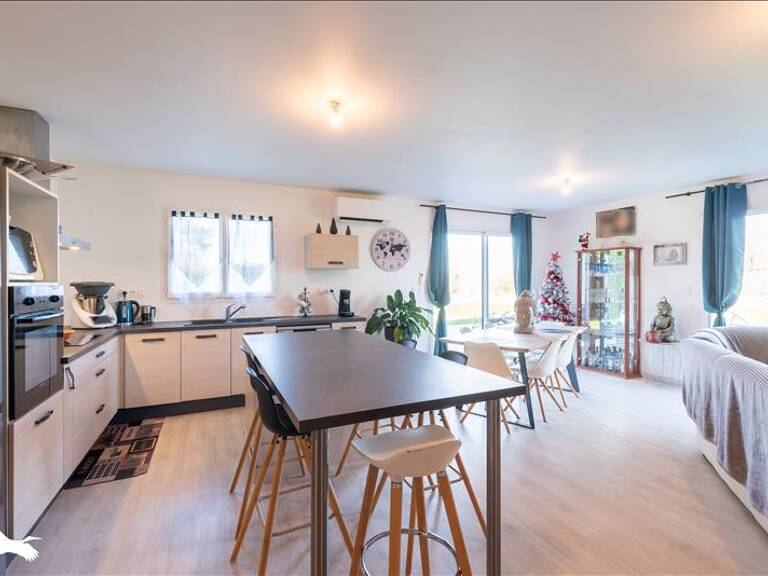 Contemporaine de 5 pièces principales — photo 1