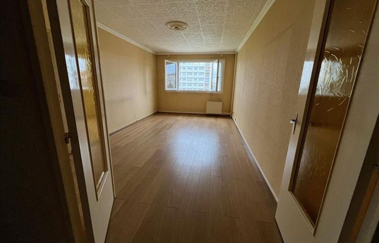 appartement 3 pièces 73 m2 à vendre à Saint-Priest (69800)