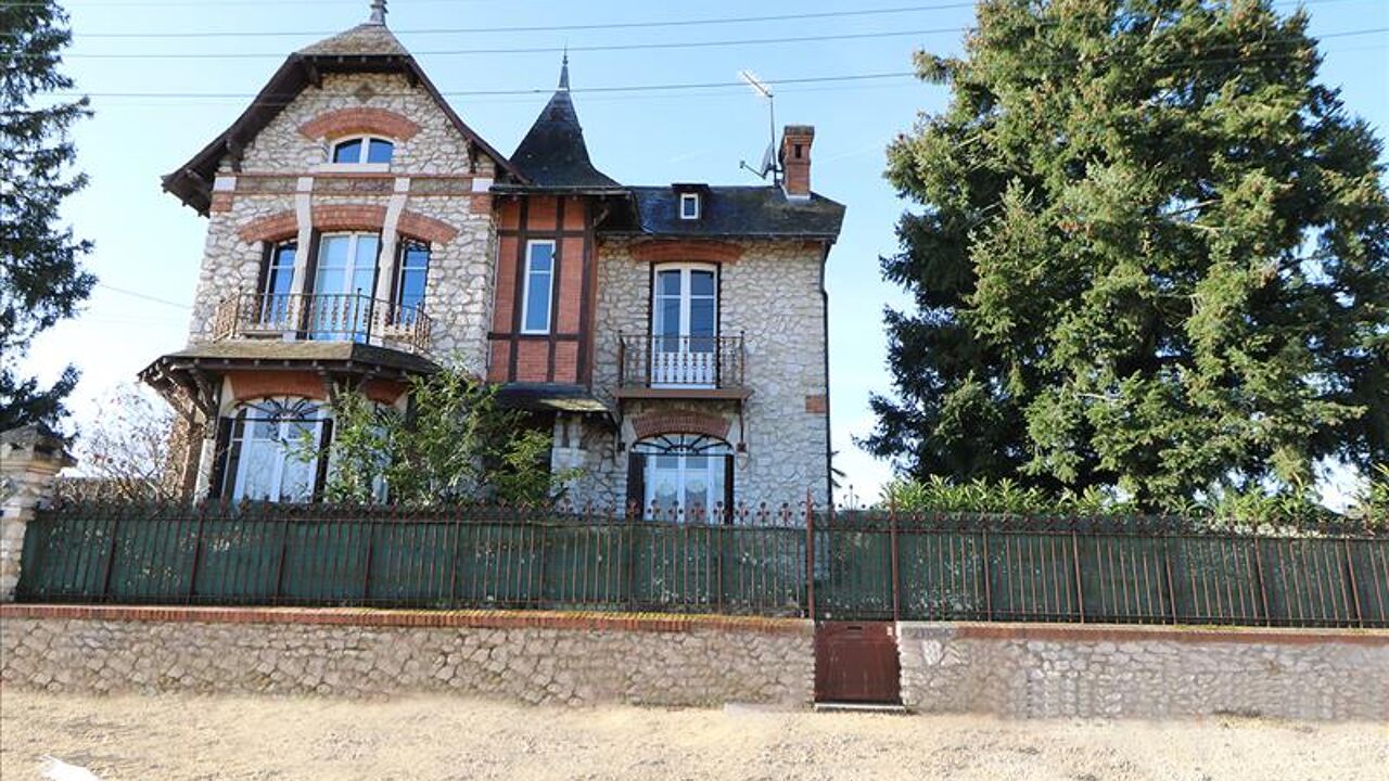 maison 6 pièces 145 m2 à vendre à Salbris (41300)