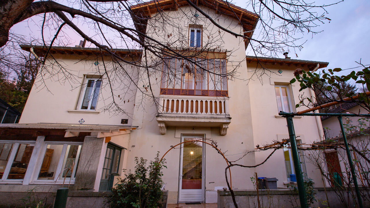 maison 9 pièces 204 m2 à vendre à Valence (26000)