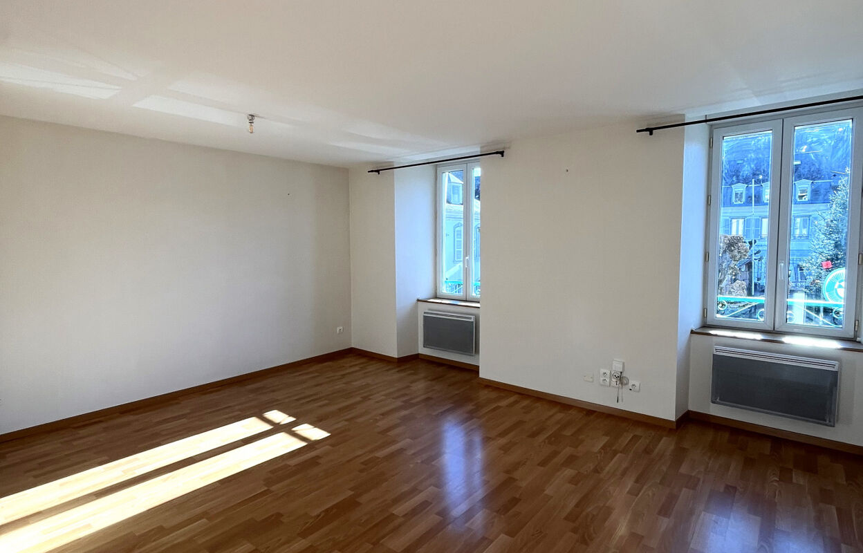 appartement 2 pièces 54 m2 à vendre à Argelès-Gazost (65400)