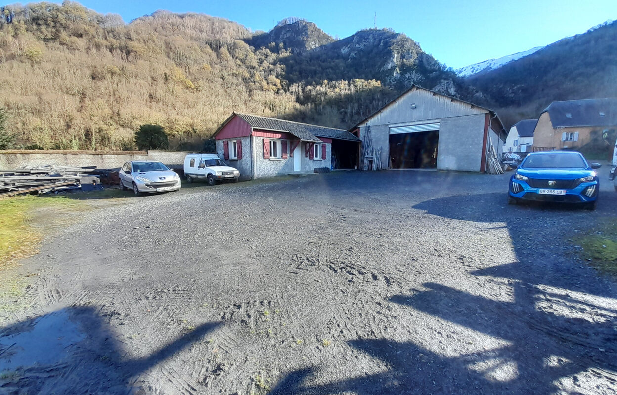 divers  pièces 300 m2 à vendre à Geu (65100)