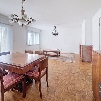 Appartement 4 pièces 183000 €