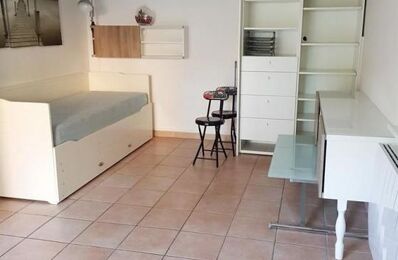 location appartement 530 € CC /mois à proximité de Saint-Victoret (13730)