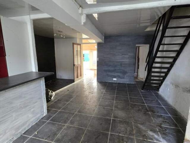 CHALIVOY-MILON: Maison T2 avec un jardin clos de 258m2 envir — photo du bien