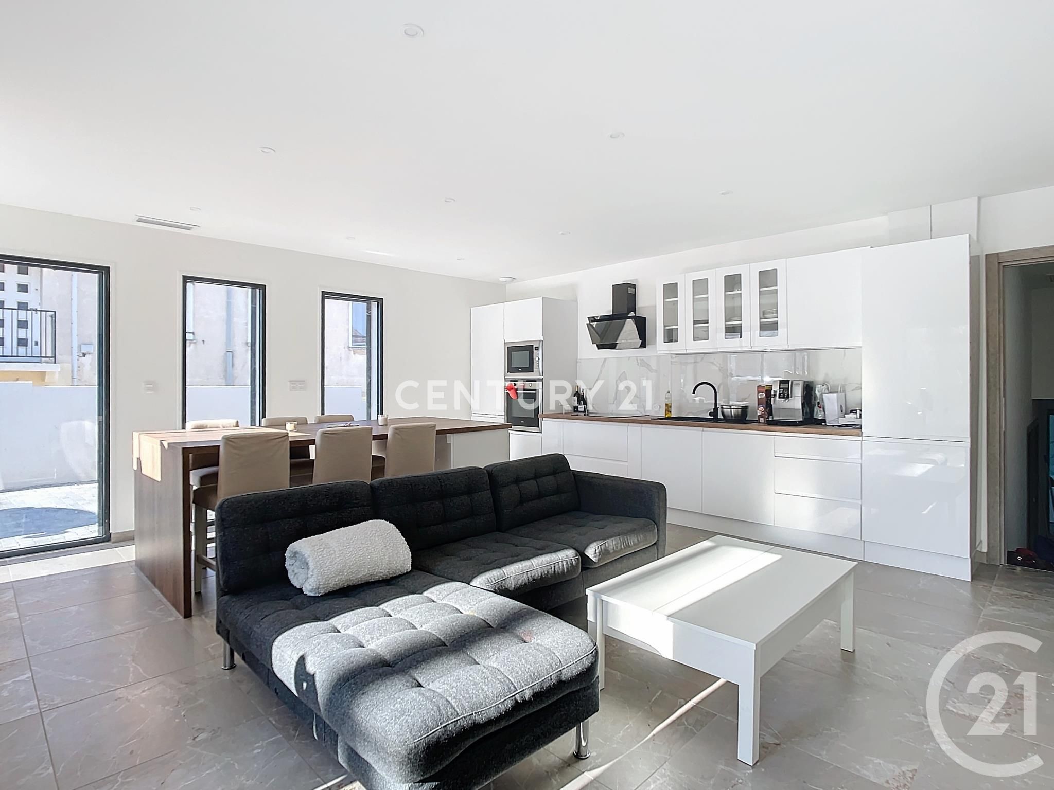 Villa / Maison  T4 à vendre Aubagne 13400