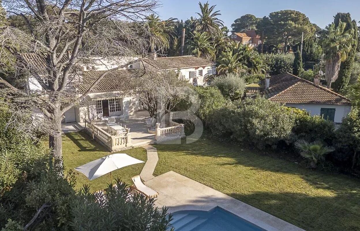 maison 10 pièces 295 m2 à vendre à Antibes (06600)