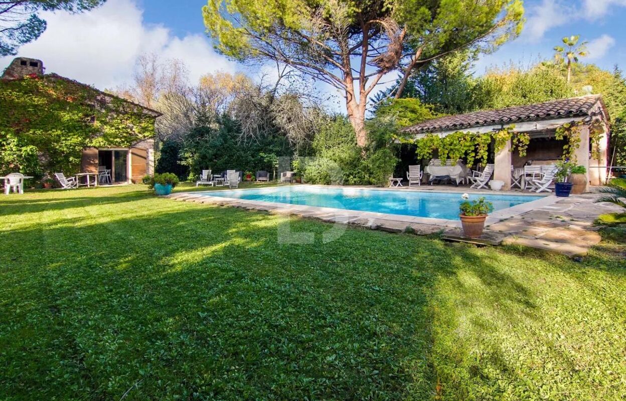 maison 7 pièces 250 m2 à vendre à Mougins (06250)