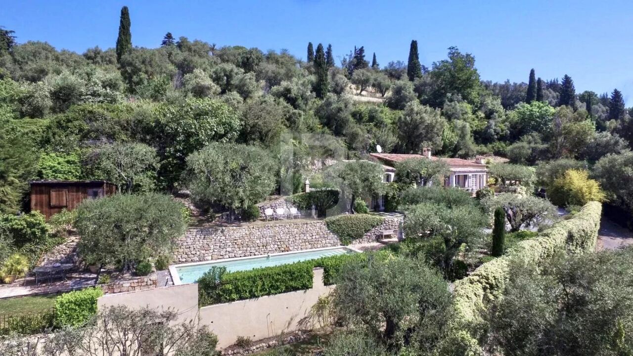 maison 5 pièces 200 m2 à vendre à Châteauneuf-Grasse (06740)