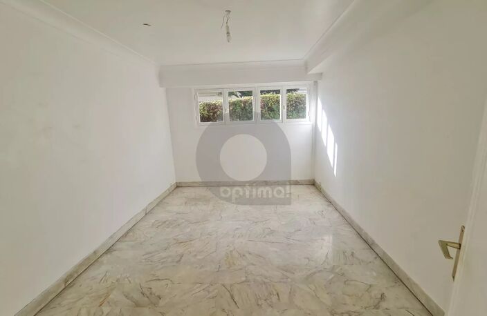 APPARTEMENT QUATRE PIECES MENTON COURS DU CENTENAIRE — photo 2