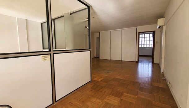 Local commercial 3 pièces  à louer Marseille 7eme 13007