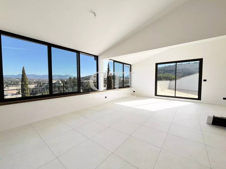 Appartement T3 98.70 m² Résidence 'Les Terrasses du Château' — photo 1