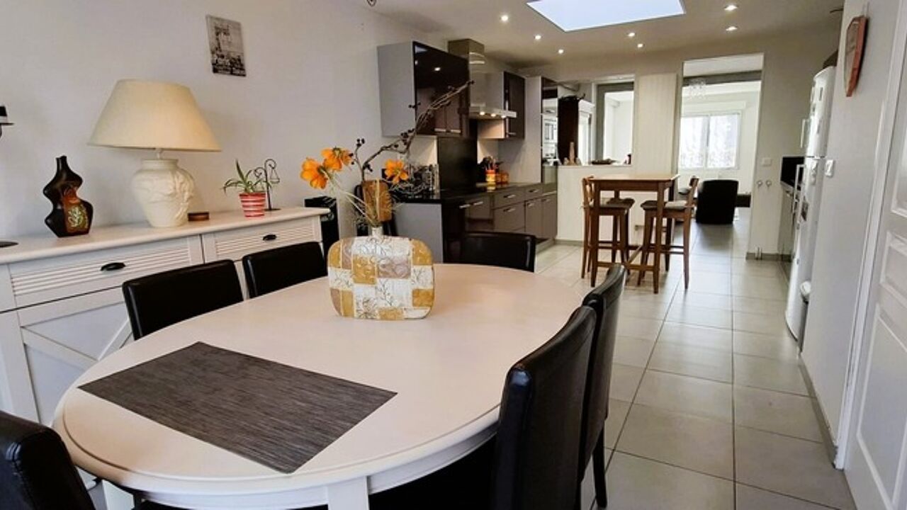 maison 5 pièces 110 m2 à vendre à Saint-Quentin (02100)