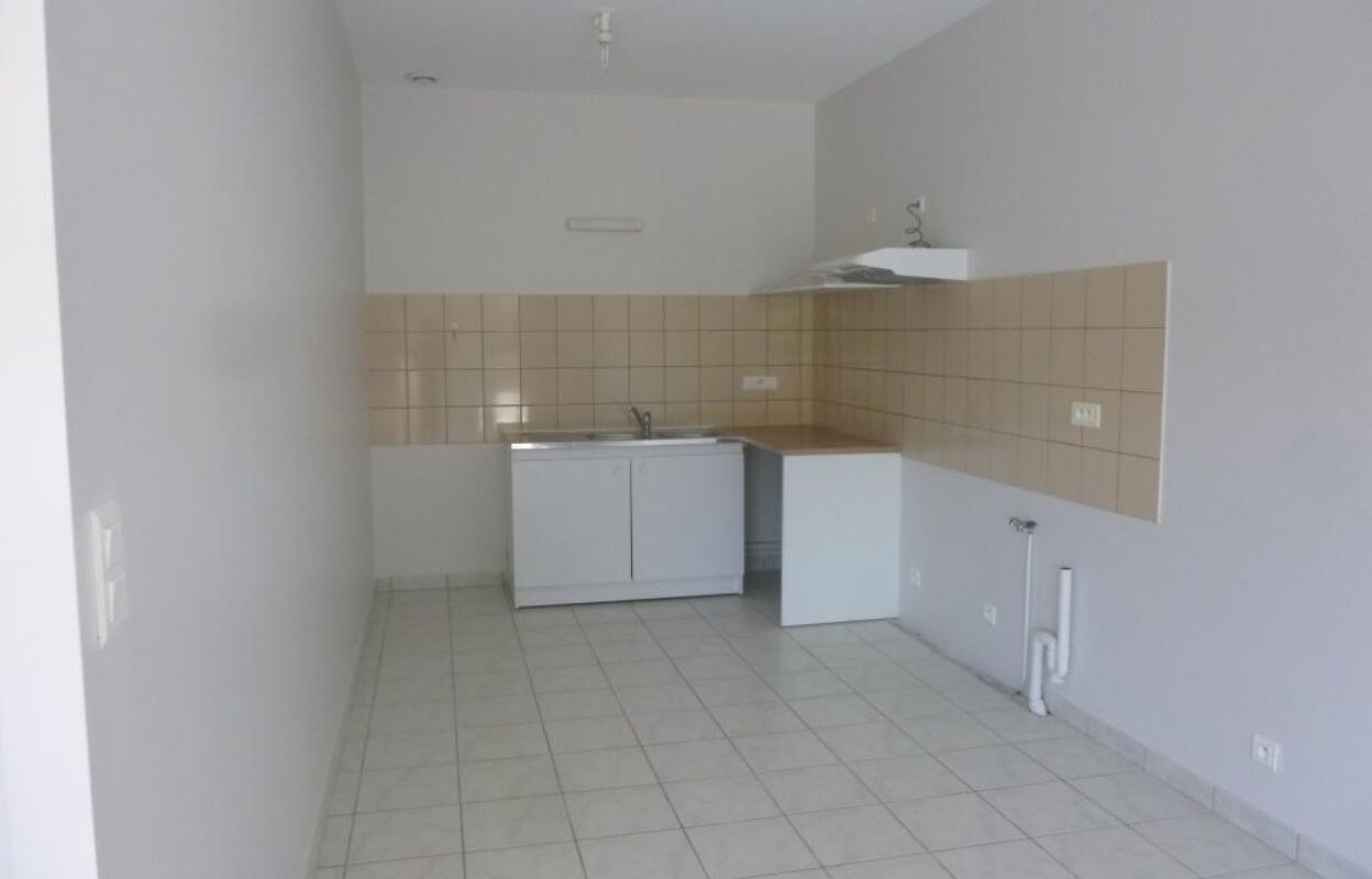 appartement 2 pièces 55 m2 à louer à Leyme (46120)