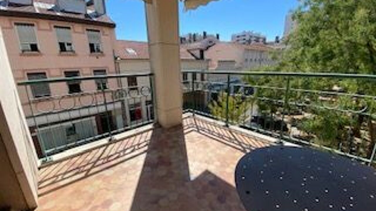 appartement 2 pièces 83 m2 à louer à Lyon 3 (69003)