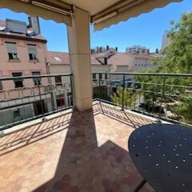 Appartement 2 pièces 83 m²