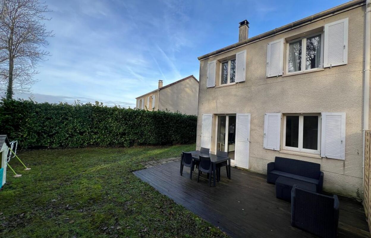 maison 4 pièces 95 m2 à vendre à Menucourt (95180)