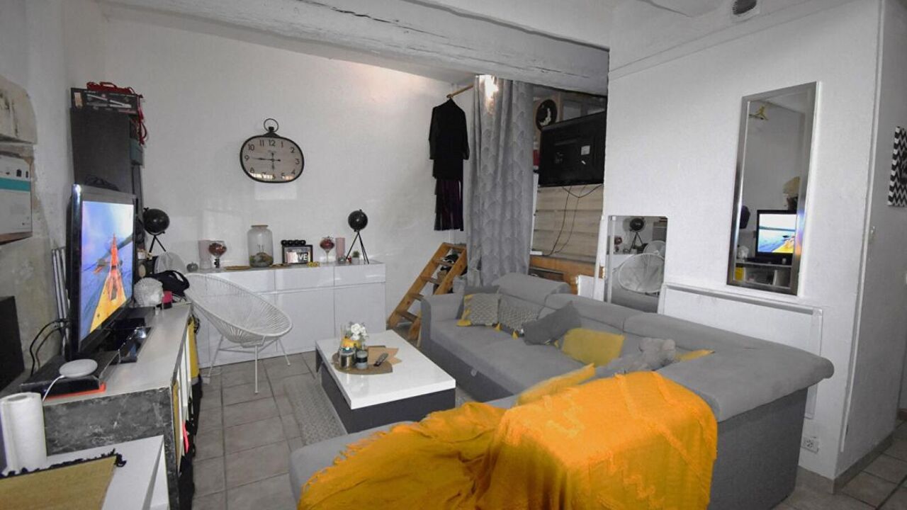 appartement 2 pièces 37 m2 à vendre à Nîmes (30000)