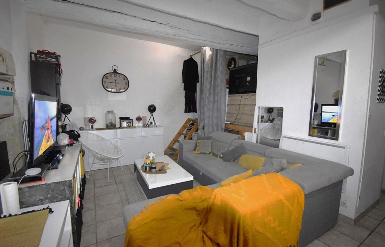 appartement 2 pièces 37 m2 à vendre à Nîmes (30000)