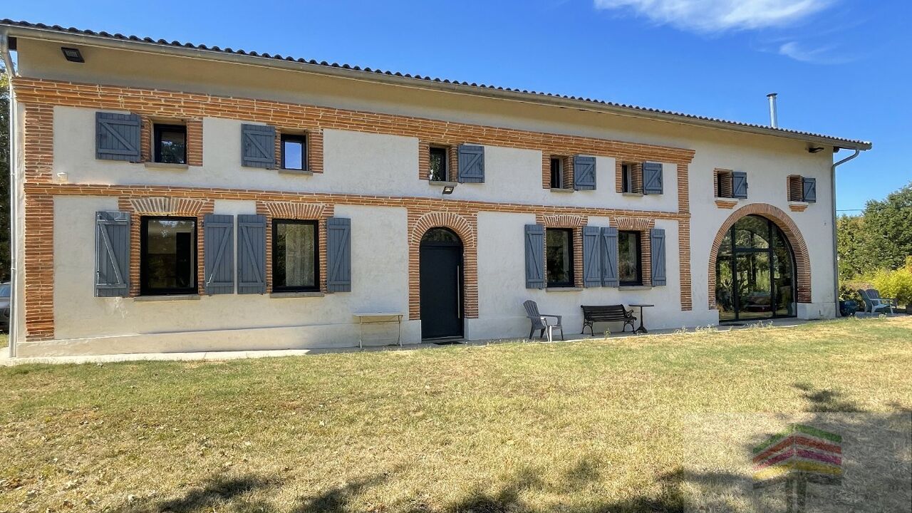 maison 14 pièces 250 m2 à vendre à Orgueil (82370)