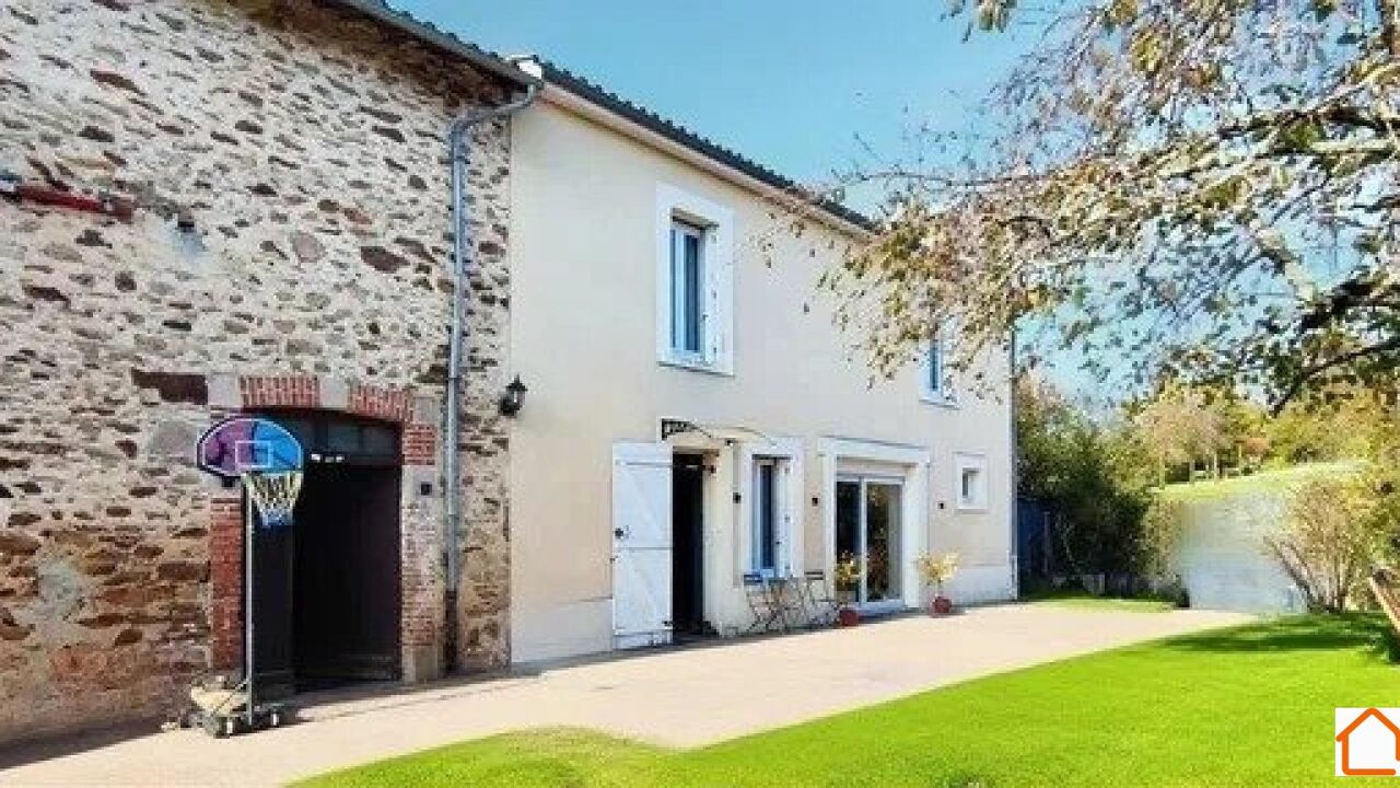 maison 4 pièces 121 m2 à vendre à Bellac (87300)