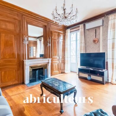 Appartement 5 pièces 145 m²