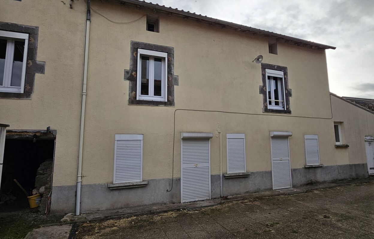 maison 5 pièces 53 m2 à vendre à Saint-Bonnet-Près-Riom (63200)