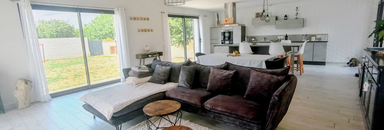 Maison 4 Pièces 144 m² à vendre à Mazeray (17400)